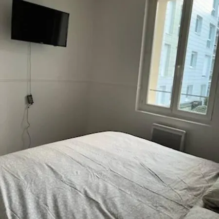 Apartment F2 Spacieux Et Calme Cote Gare Le Havre