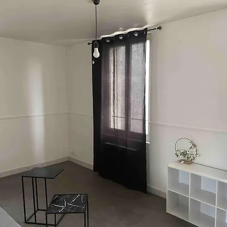 Apartment F2 Spacieux Et Calme Cote Gare Le Havre